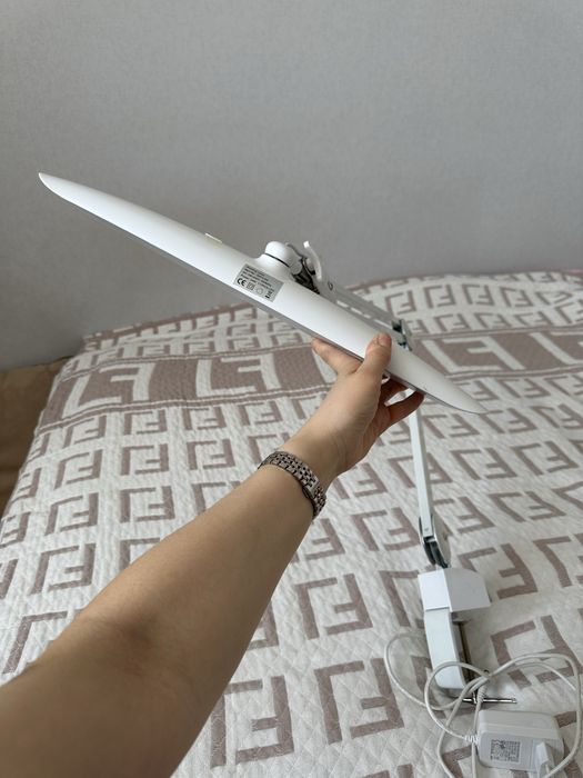 Продам лампу лед