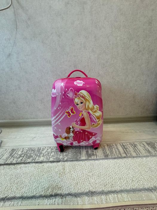 Детский чемодан розовый