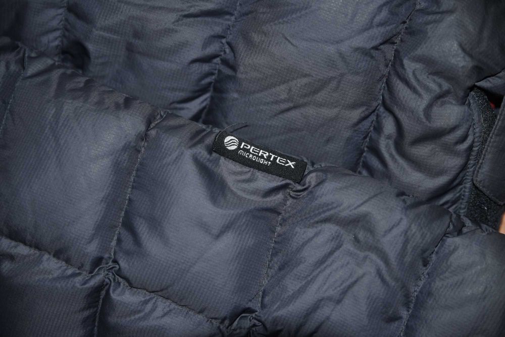 Berghaus Pertex Quantum оригинална мъжка пухенка L размер