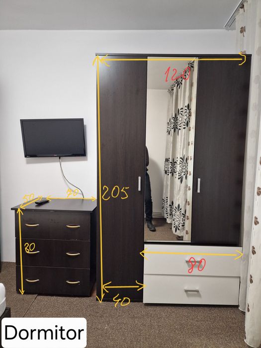 Vand mobila sufragerie/dormitor