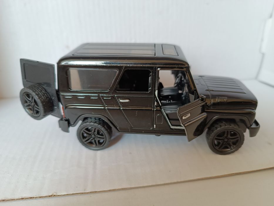 Модель автомобиля  УАЗ