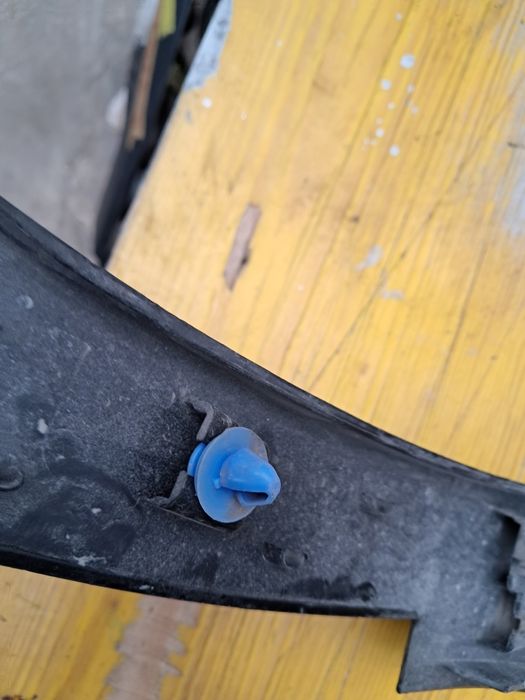 Лайсна Peugeot 2008/208 1бр 100лв