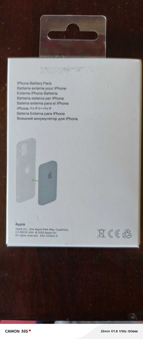 Power bank battery pack Magsafe.