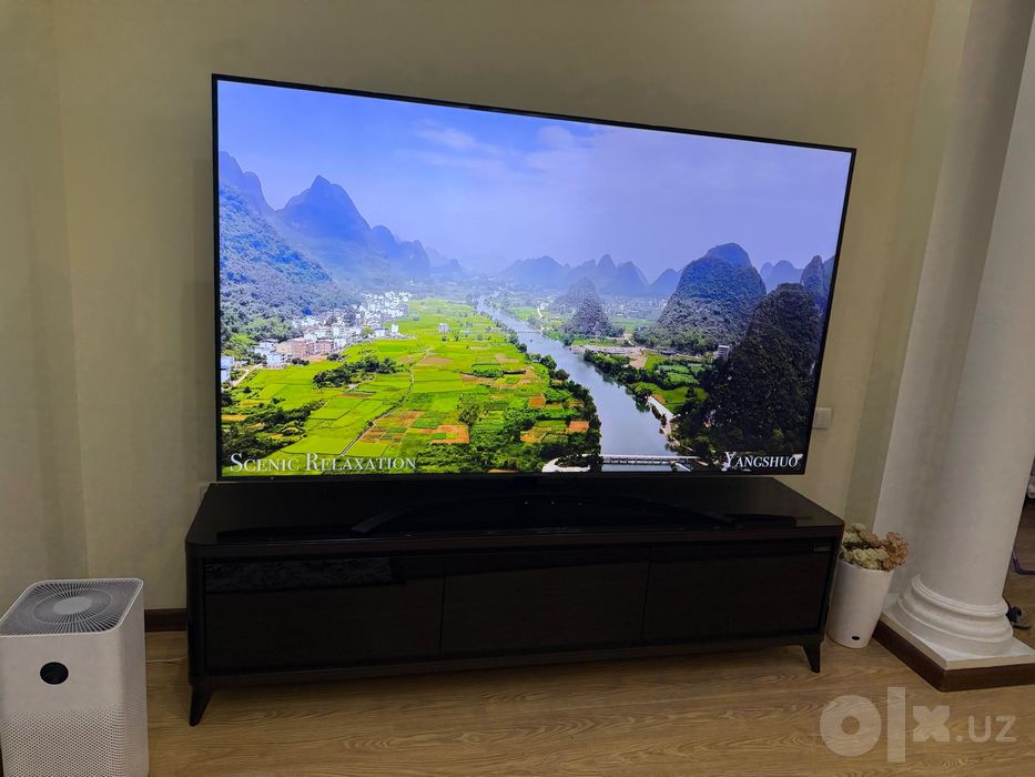 LG 65 UR81 почти новый тв новая модель