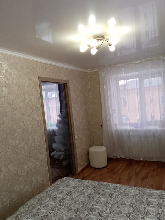 Продам квартиру на площади КЛИНКА