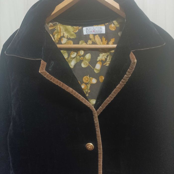 Хубаво  лекичко и топло палтенце