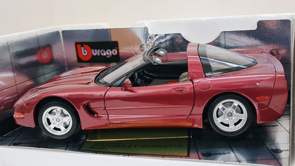 BMW M Roadster CHEVROLET CORVETTE Targa Bburago  1.18