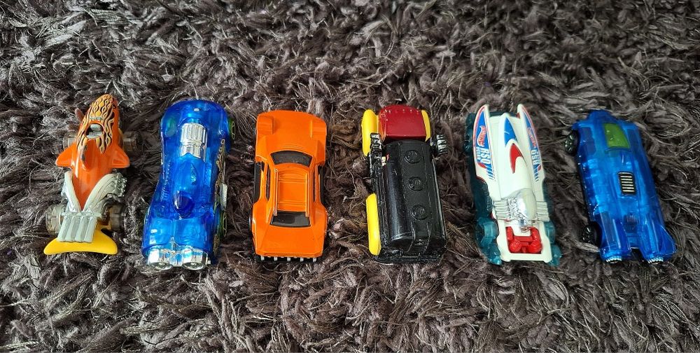 HOT WHEELS MATTEL 3 seturi în stare perfectă!