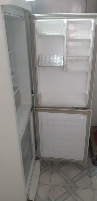 Срочно продаю холодильник