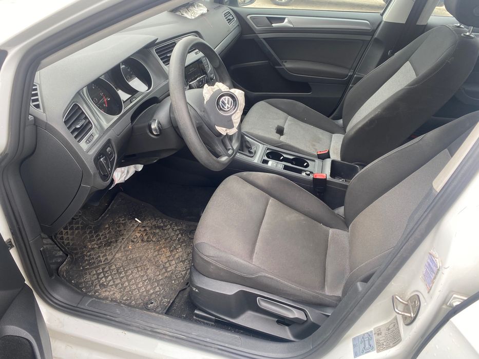 Volkswagen Golf 7, 1.6 TDI, 110 ph., engine CXX, 5 sp., 111 000 km.