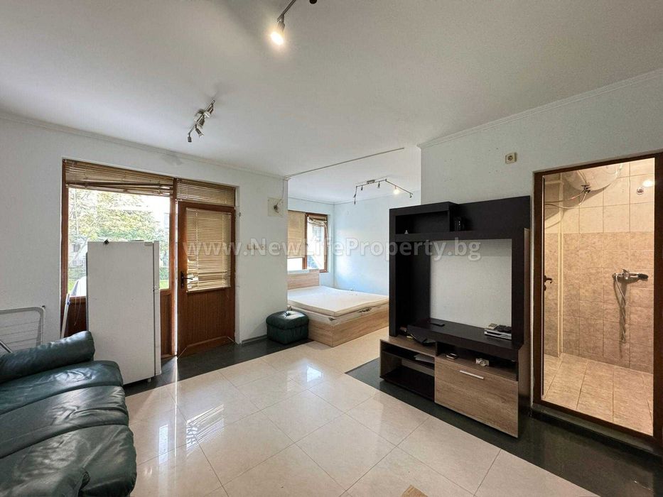 Продава се Двустаен апартамент в к.к. Слънчев бряг - 81 кв.м за 498 €/кв.м - Снимка #2