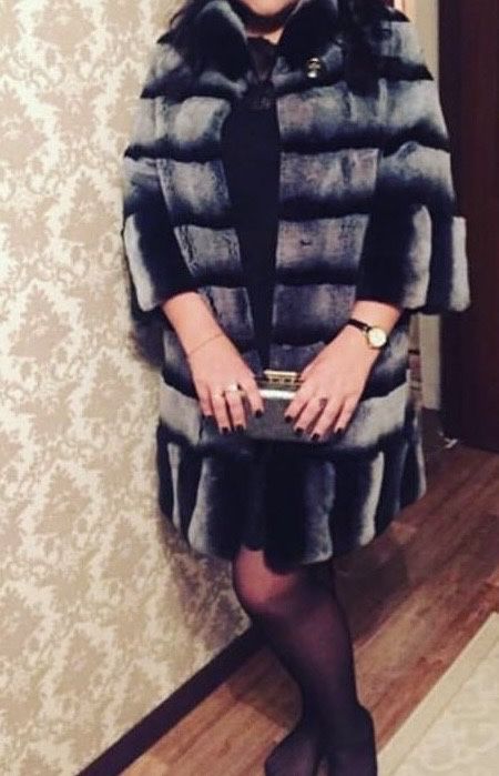 Классная,стильная шубка.