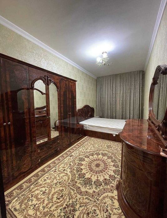 Чиланзар 7 срочно продаётся квартира 2*3/1/4