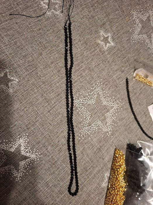 Мъниста за гривни