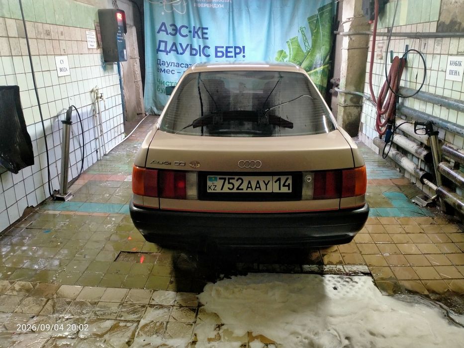 Продам Ауди 80 б3