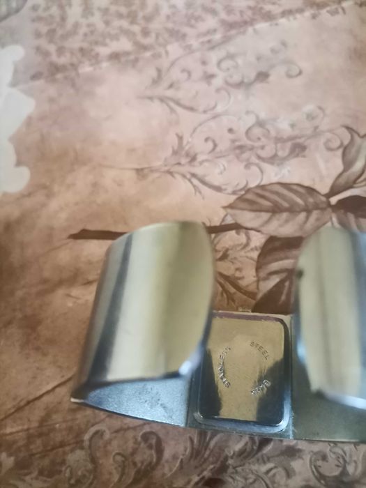 Пет броя часовници в добро състояние