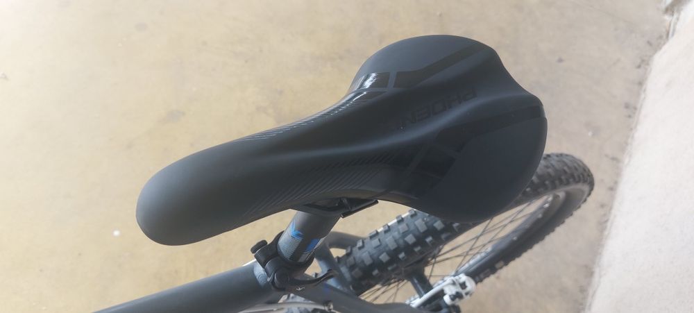 Продавам немски алуминиев велосипед 26 цола,49 см