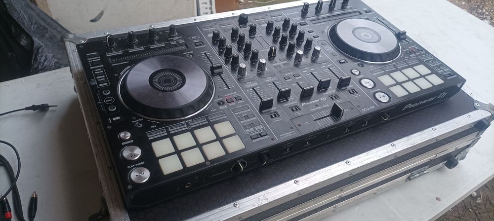 DJ контролер Pioneer DDJ-RX
