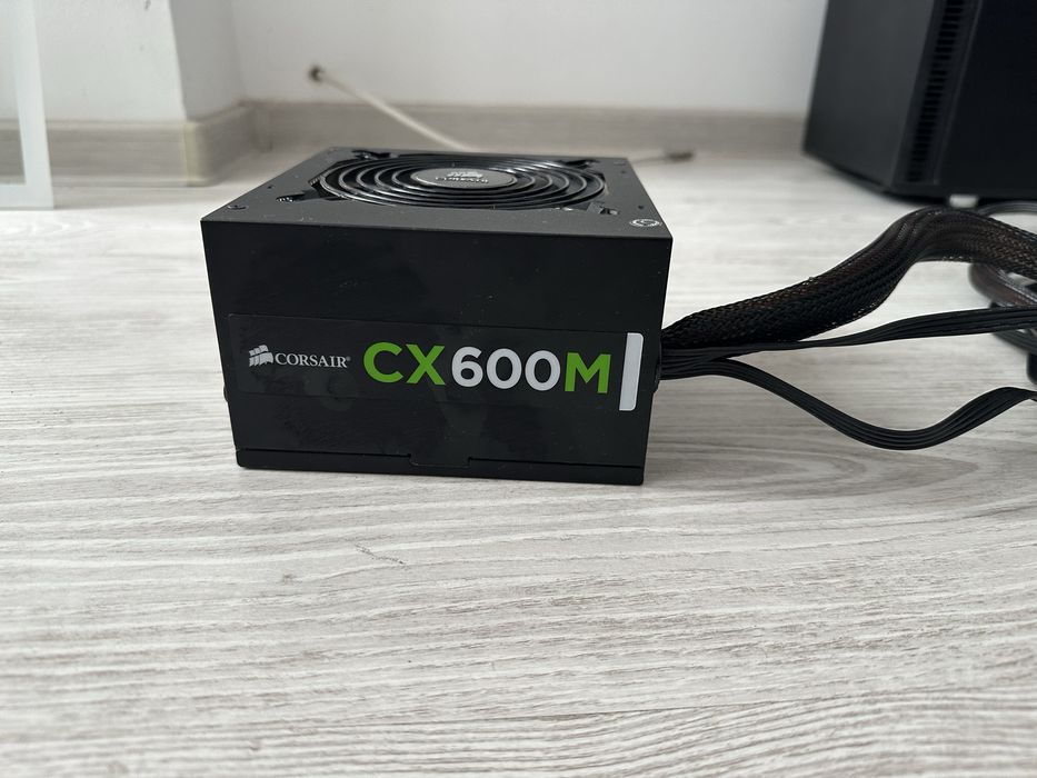sursa corsair cx600m