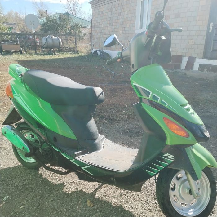 Продам скутер Рейсер