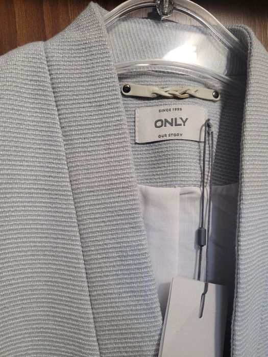 Блейзър, сако или пролетно палто ONLY
Това е пролетно палто OnlAREA Bo