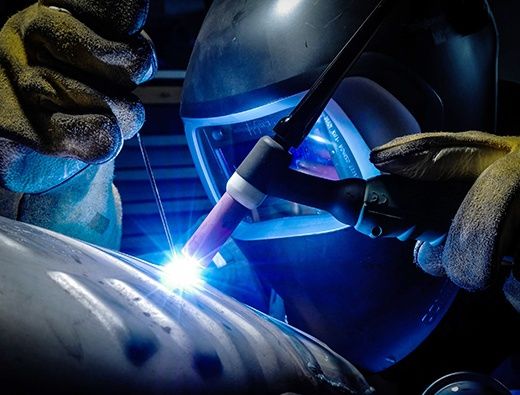 Сварщик. Погонная сварка