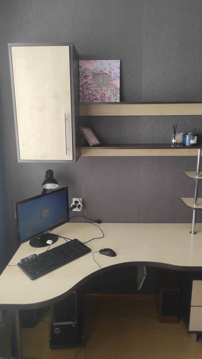 Стенка со столом, полками и шкафами