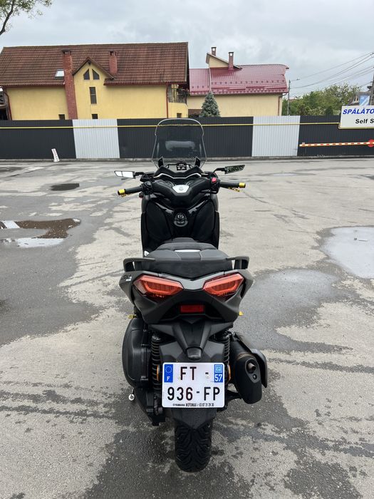 Yamaha X-max 300 tech max desing