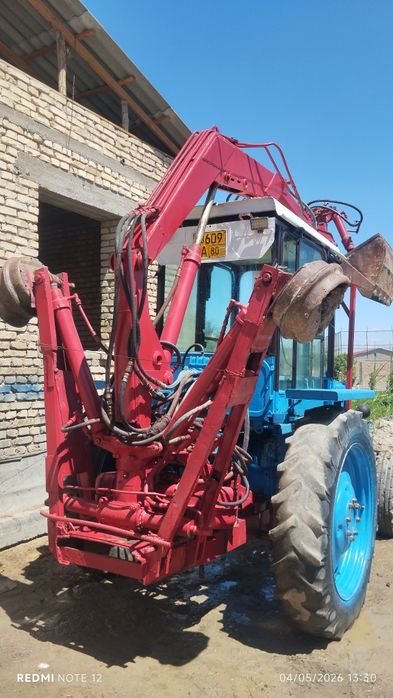 Traktor T28 pagruzchik