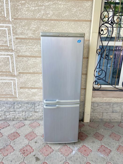 Продам холодильник Самсунг супер