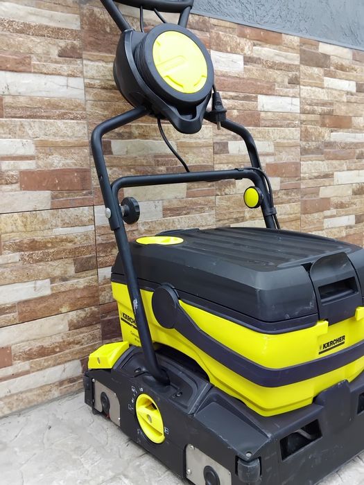 Подопочистваща Машина Karcher br40/10 c  Profesional 220V за ви