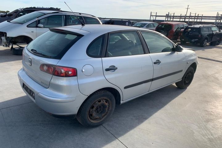 Hayon / Haion cu luneta Seat Ibiza a 3-a generatie 6L