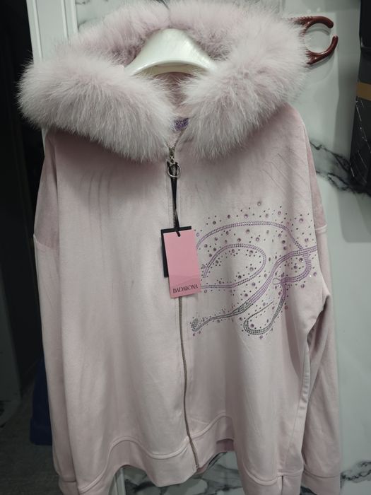 Продам кастюмы тройки