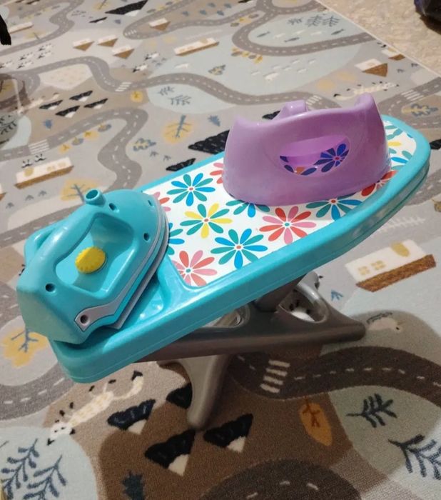 Игрушки машинки куклы посудка