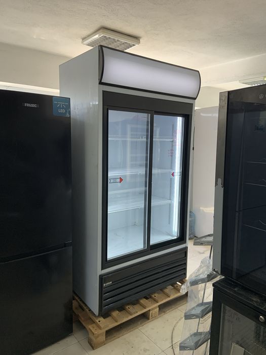 Двойна хладилна витрина UGUR широка-100см