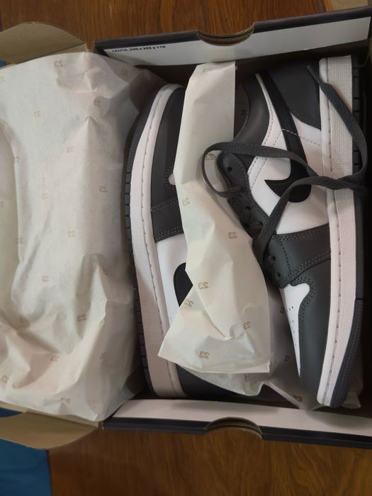 Vând urgent Air Jordan 1 sneakers low 40/7