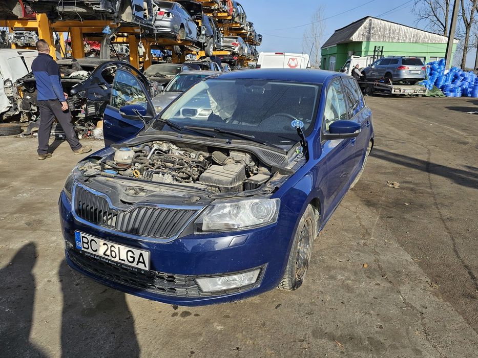 Carenaj roata fata stanga Skoda Rapid 3 (2012 - 2017) 1.6 tdi CXMA
