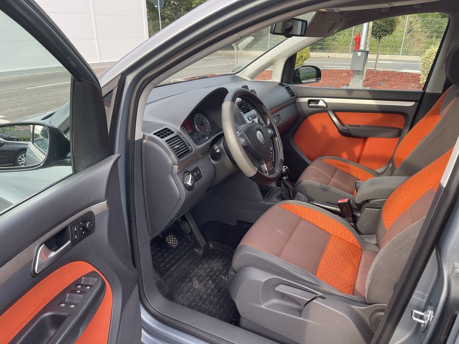 Volskwagen Touran 2007 2.0D