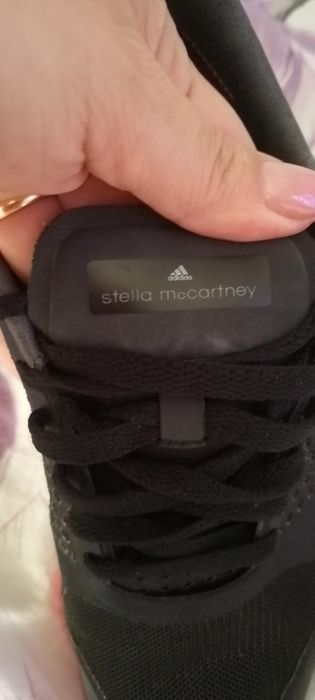 Adidasi in stare buna