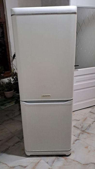 Холодильник в хорошем состоянии