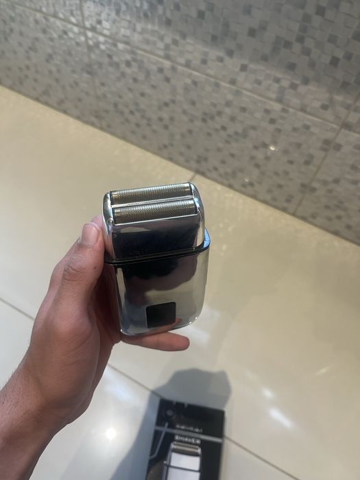 Shaver barbierit nou