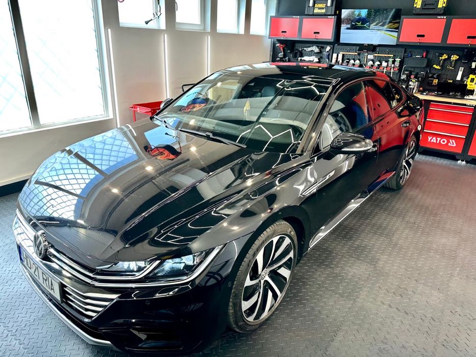 VW Arteon 2.0 TSI 4 Motion R line