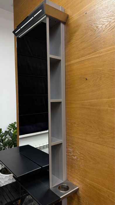 Зеркало для парикмахеров