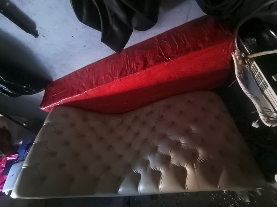 Продам косметологическую кушетку