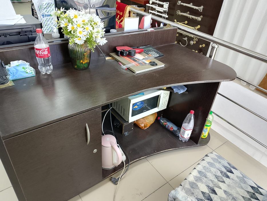 Мебель для салона штор