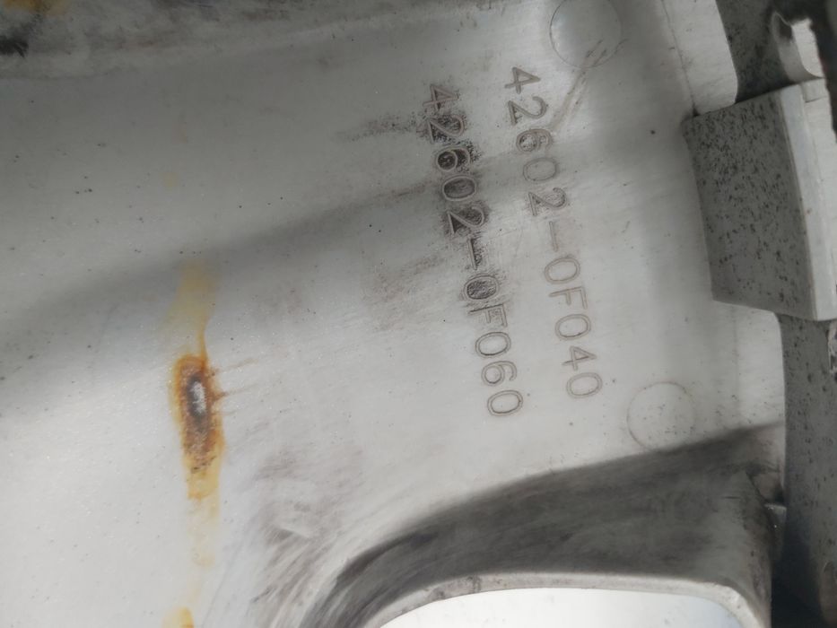 Тасове Toyota 16 оригинални