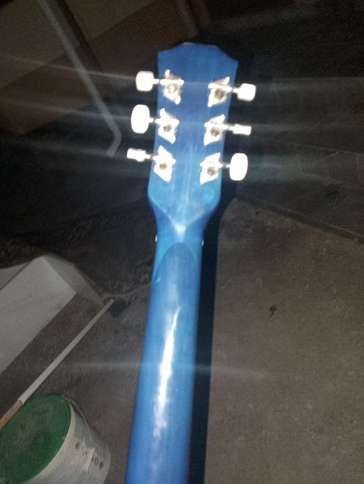 Гитара  акустика