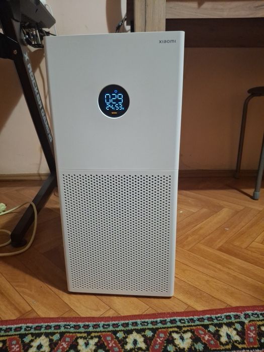 Продам Xiaomi Smart Air Purifier 4 Lite