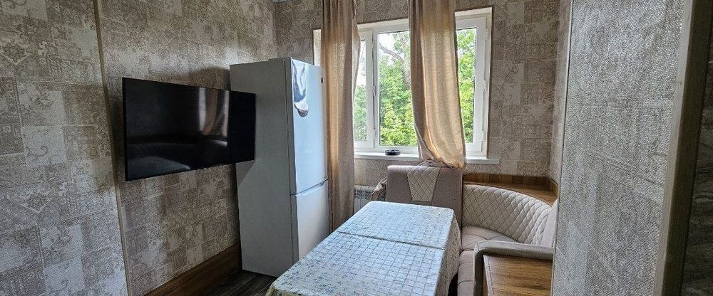 Аренда 2/4/4. Ц-5. В центре. Монумент мужества