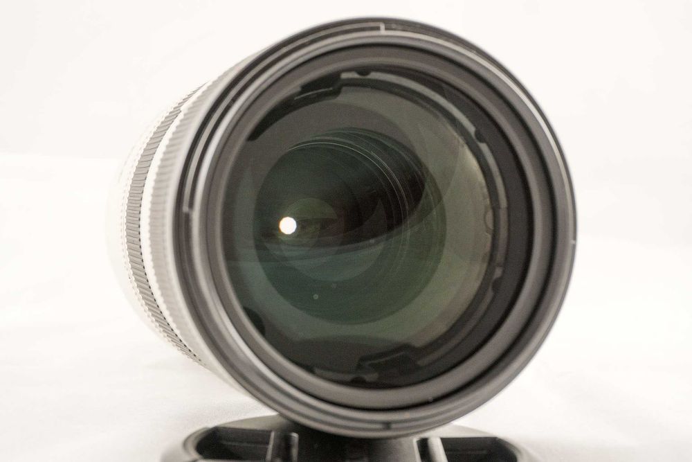 Обектив Sony FE 70-200mm f2.8 GM OSS II